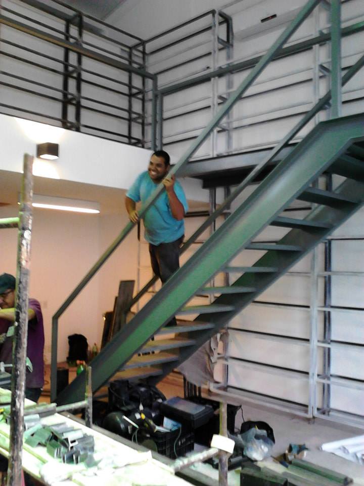 PEDREIRO EM TABOAO DA SERRA - DOIS IRMÃO E HERNANDE - SP