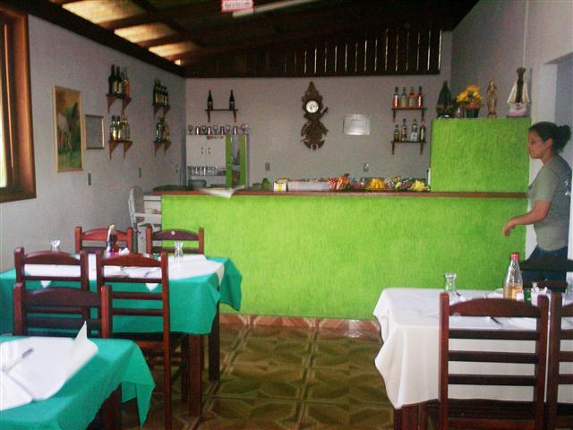 RESTAURANTE  PIZZARIA EM PETRÓPOLIS  - NEI-NIRA