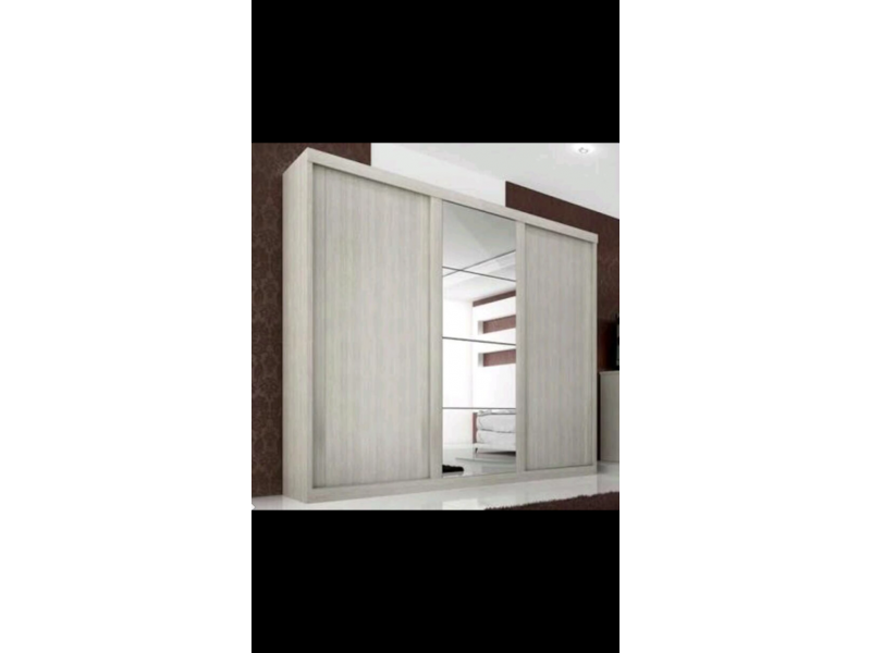 MÓVEIS DE FABRICA NA REGIÃO DE TABOÃO DA SERRA - SP