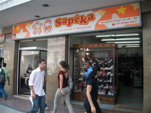 Sapéka Calçados e Presentes