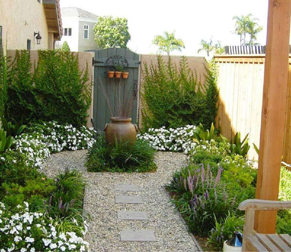 Paisagismo e jardinagem no Gonzaga Plantas Flores Permanentes   