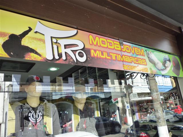 ROUPAS DE MARCAS ORIGINAIS EM PETROPOLIS TIRO