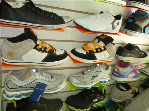 ROUPAS DE MARCAS ORIGINAIS EM PETROPOLIS TIRO