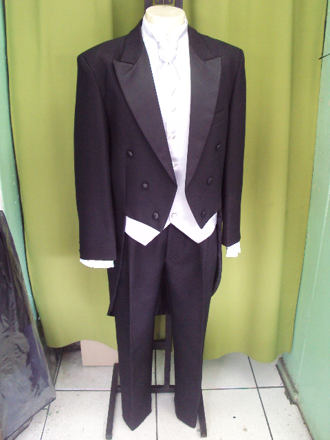 ALUGUEL DE TERNO EM CAMPOS DOS GOYTACAZES - DYSTAK MODAS