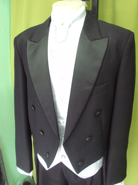 ALUGUEL DE TERNO EM CAMPOS DOS GOYTACAZES - DYSTAK MODAS