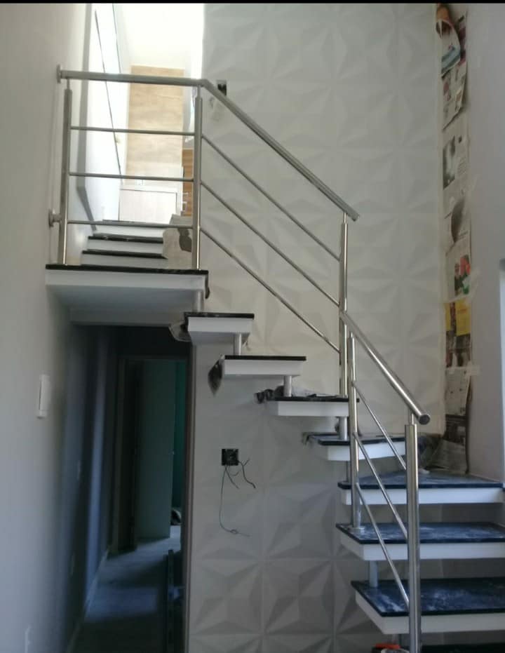 GUARDA CORPO E CORRIMÃO EM DUQUE DE CAXIAS - RJ