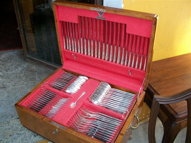 ANTIQUARIO EM ARARAS PETROPOLIS - GALERIA DE ARTES - RJ