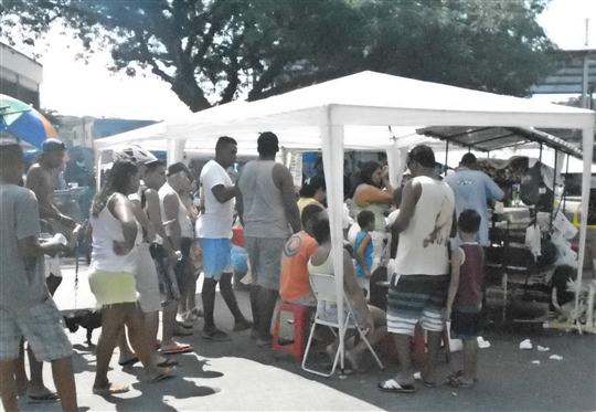 CALDO DE CANA EM TRÊS RIOS - BUGUÊ