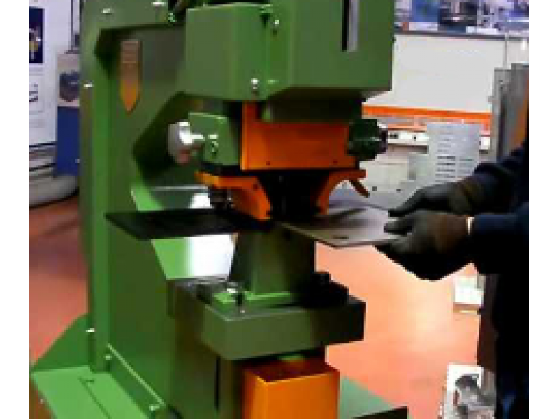 FERRO E AÇO NO RIO DE JANEIRO - RJ