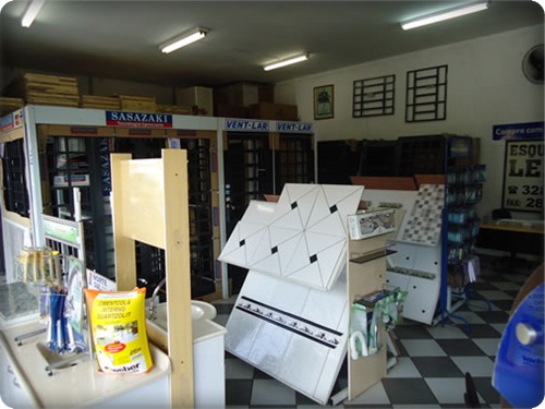 ESQUADRIAS EM PRESIDENTE EPITACIO - LENAR