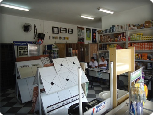 ESQUADRIAS EM PRESIDENTE EPITACIO - LENAR