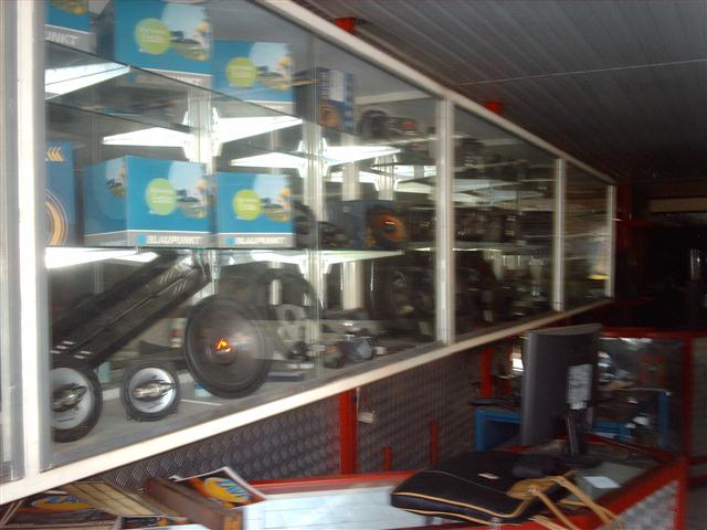 VIDROS AUTOMOTIVOS EM SAO JOAO DE MERITI - ZAVI AUTO VIDROS - RJ