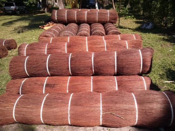 FABRICAÇÃO DE QUIOSQUES COM PIAÇAVA EM ANGRA DOS REIS RJ