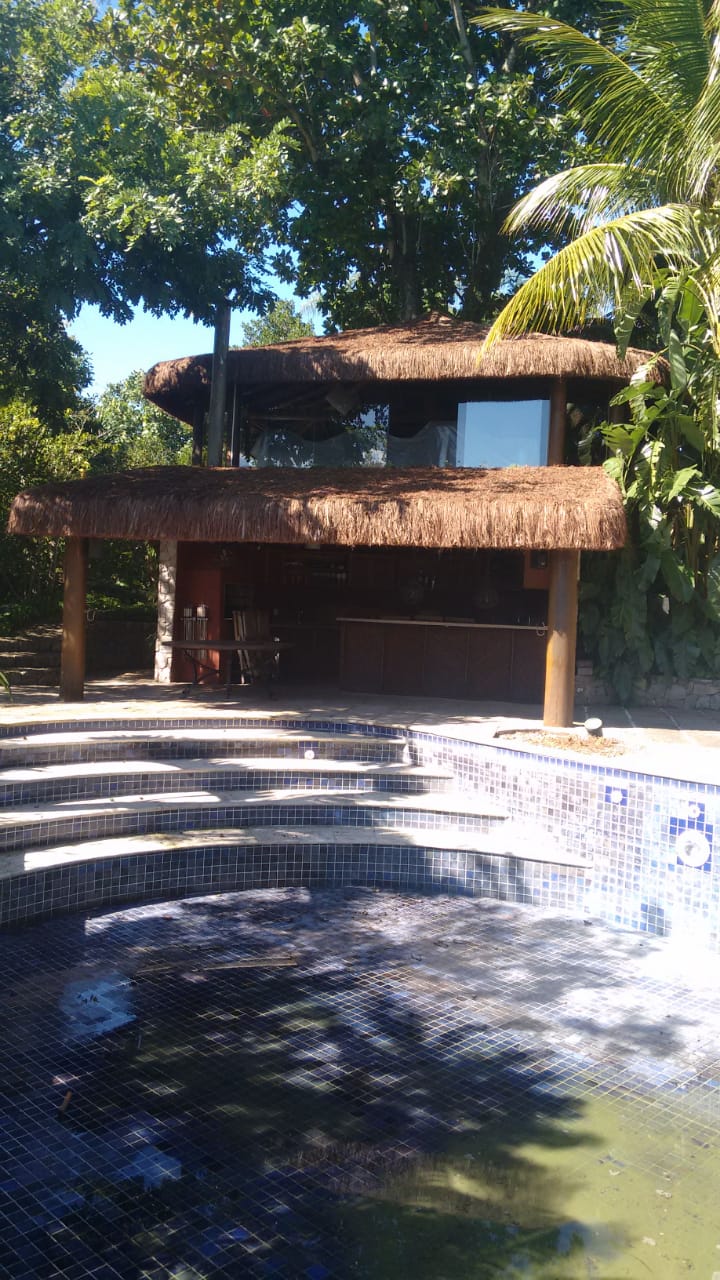 FABRICAÇÃO DE QUIOSQUES COM PIAÇAVA EM ANGRA DOS REIS RJ