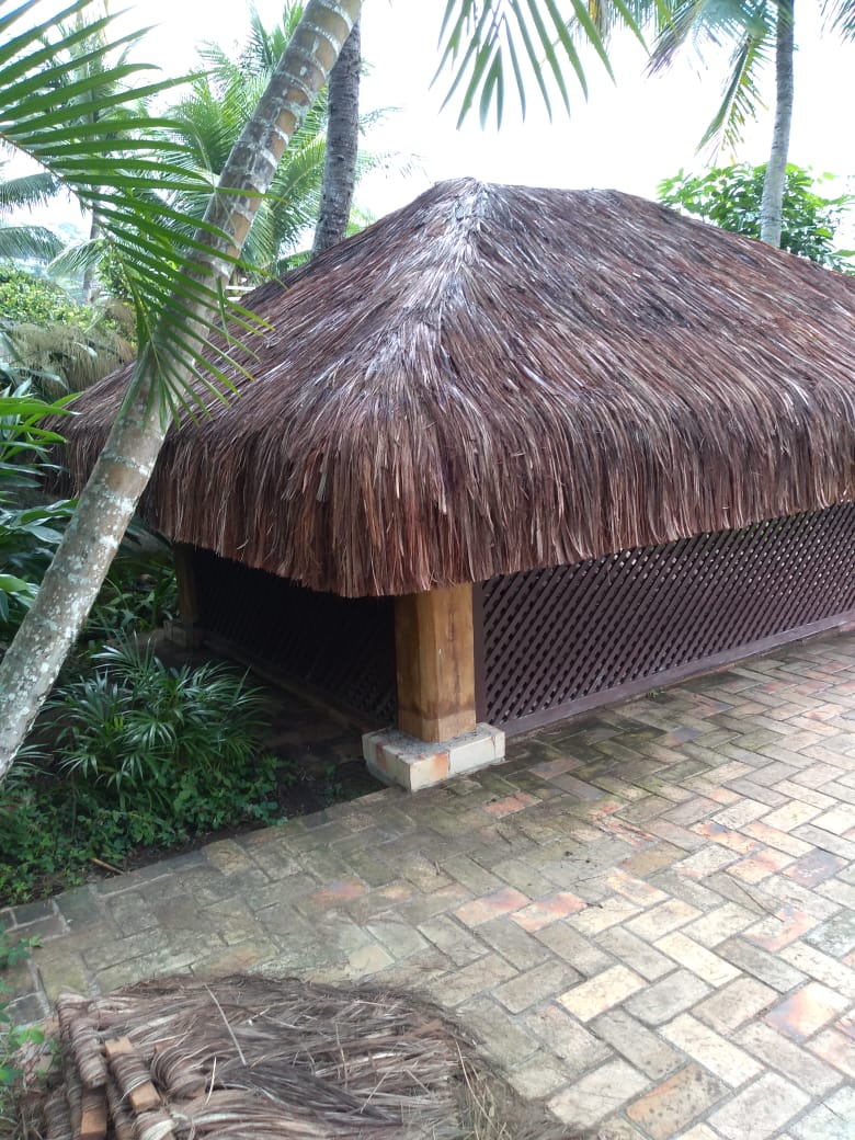 FABRICAÇÃO DE QUIOSQUES COM PIAÇAVA EM ANGRA DOS REIS RJ