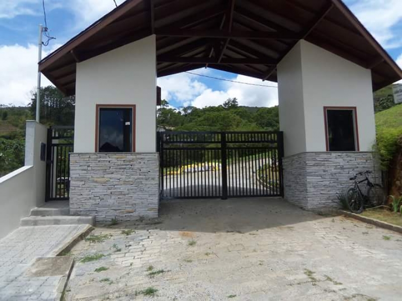 ESQUADRIAS DE ALUMÍNIO EM NOVA FRIBURGO - RJ