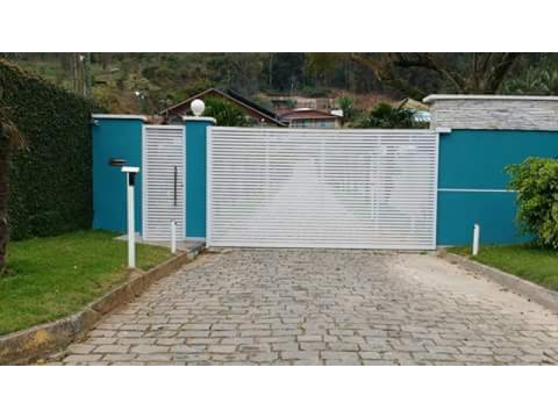 ESQUADRIAS DE ALUMÍNIO EM NOVA FRIBURGO - RJ