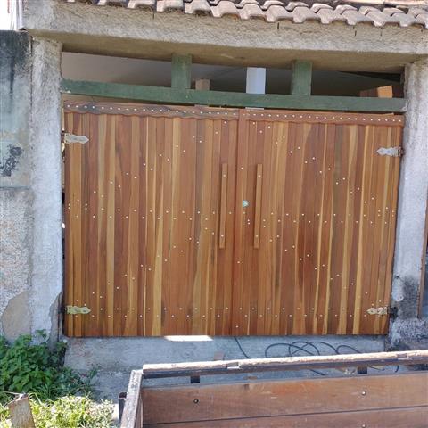 PORTÕES DE MADEIRA EM ITABORAÍ - RJ