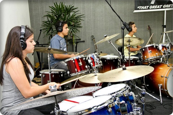 ESCOLA DE MUSICA EM PRESIDENTE VENCESLAU - JEFINHO BATERA