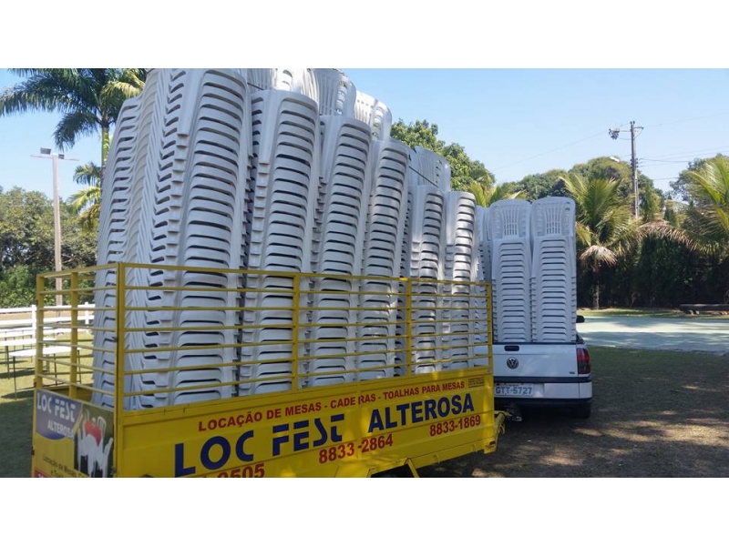 ALUGUEL DE MESAS E CADEIRAS PARA FESTAS EM BETIM - MG 