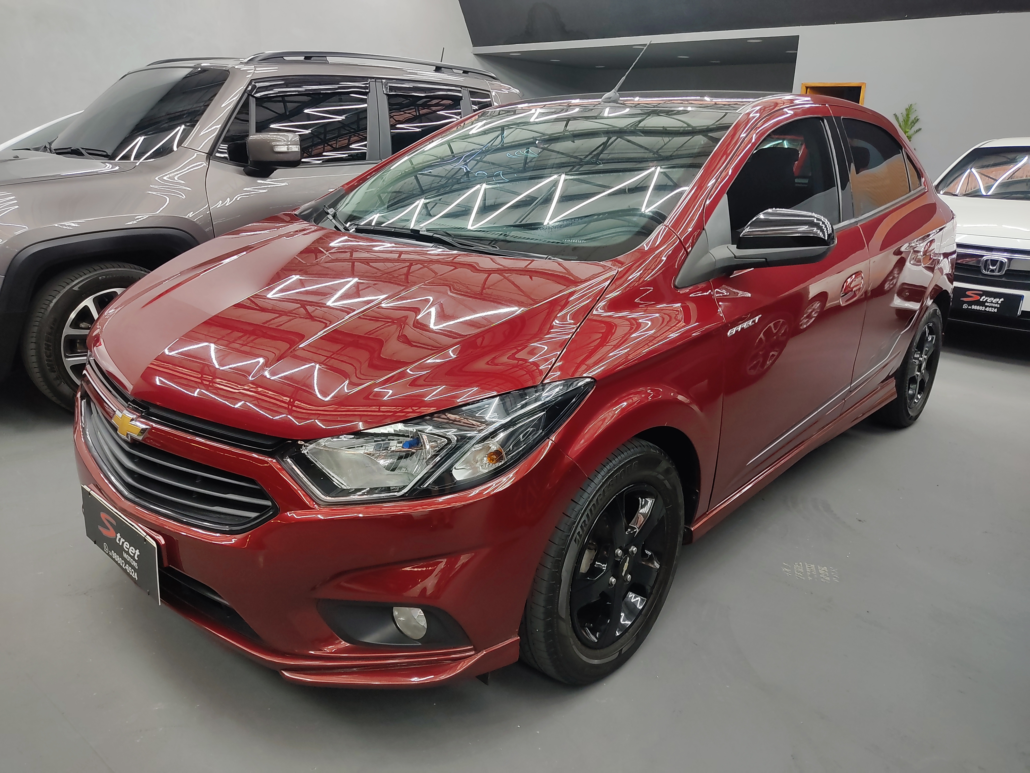 REVENDA DE VEÍCULOS EM PETRÓPOLIS - RJ