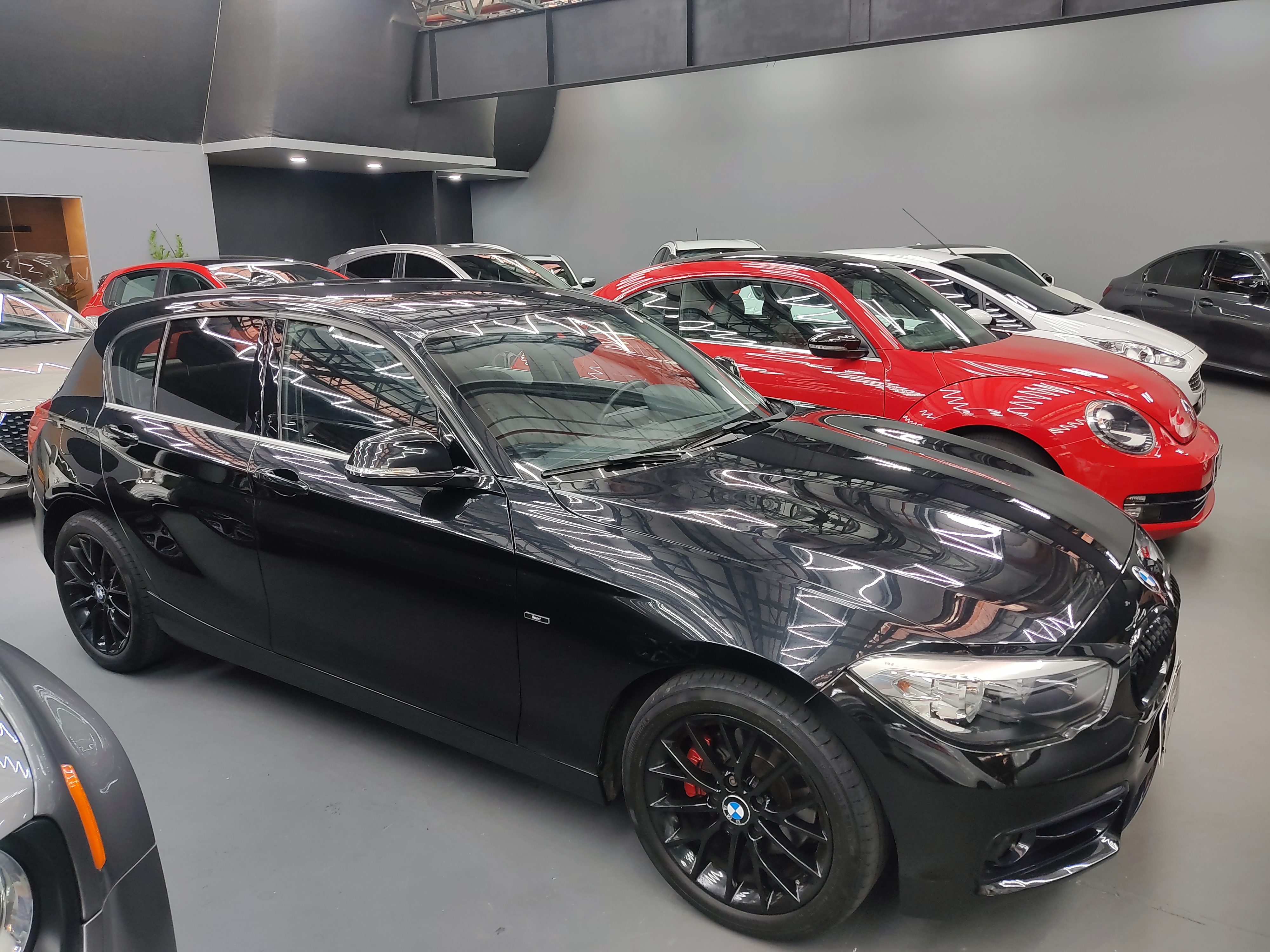 REVENDA DE VEÍCULOS EM PETRÓPOLIS - RJ