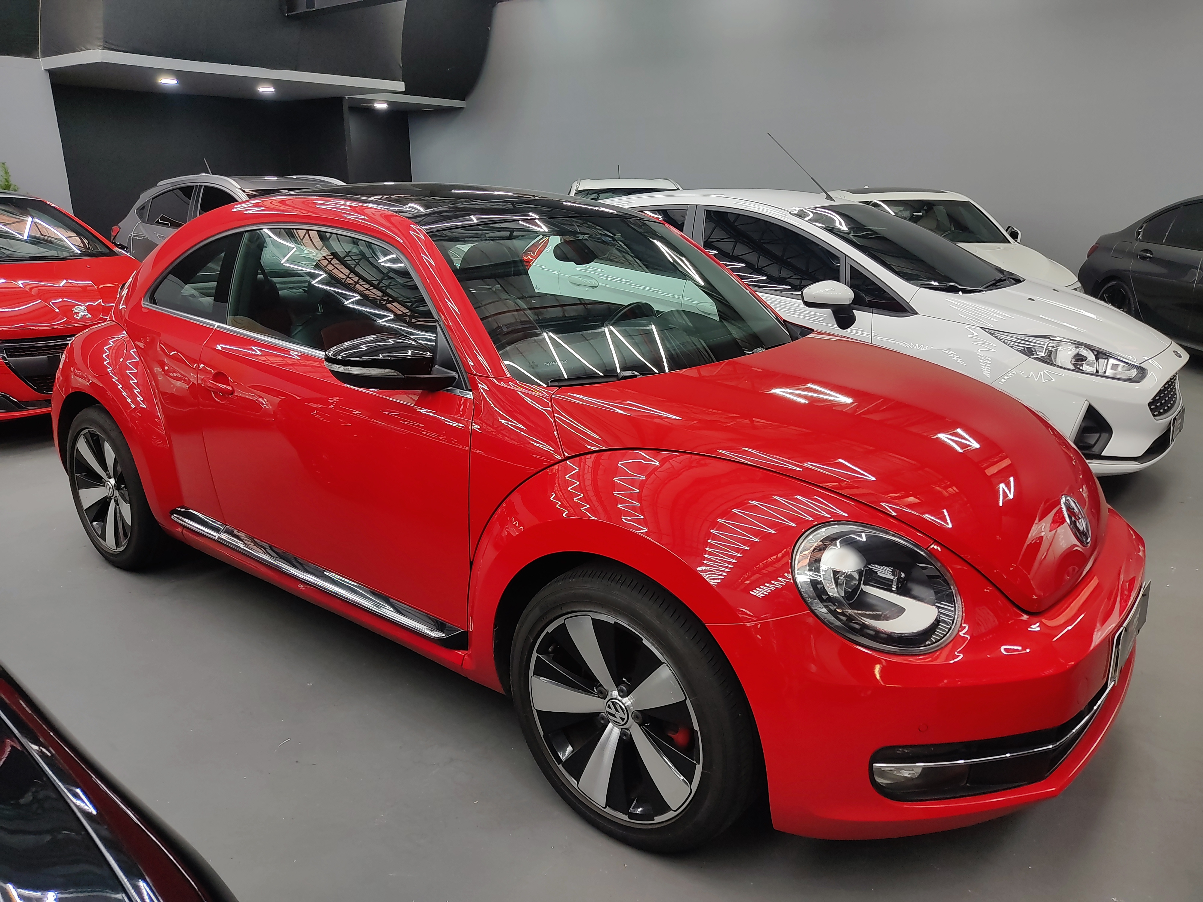 REVENDA DE VEÍCULOS EM PETRÓPOLIS - RJ