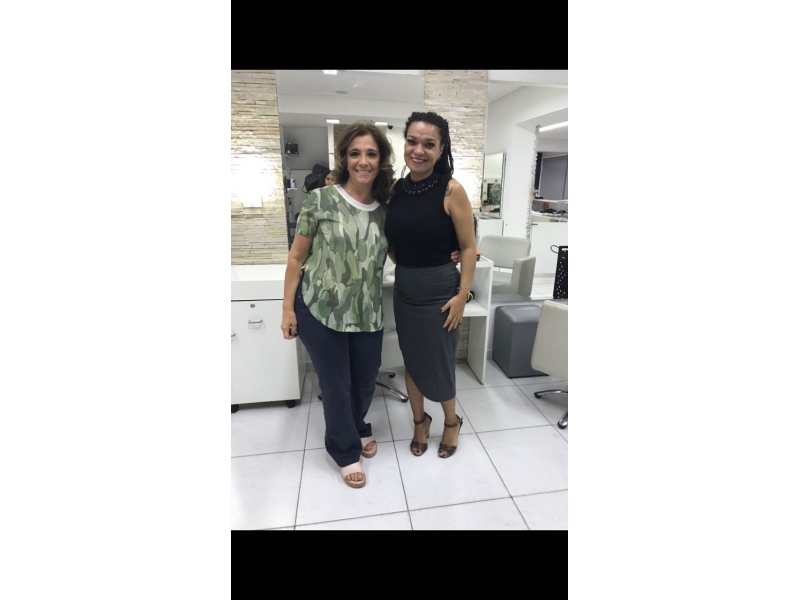 CABELO E MAQUIAGEM A DOMICILIO EM TABOÃO DA SERRA - SP 