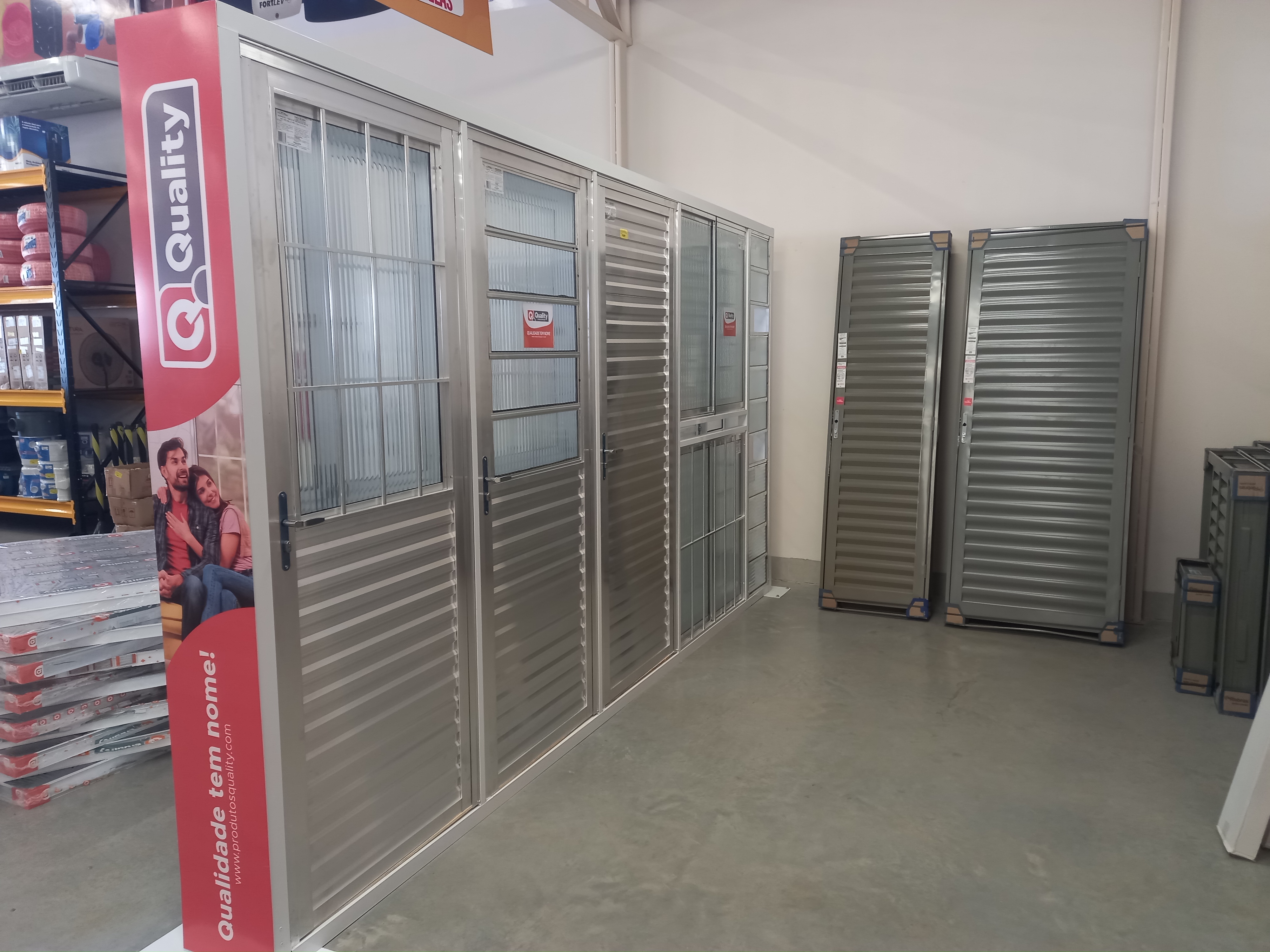 Araguaia Construções. Materiais de Construção em geral. Do básico ao acabamento. 