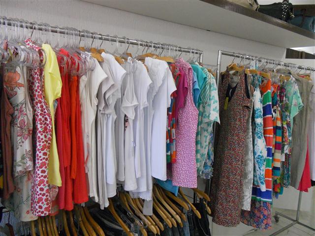 CALÇADOS E ROUPAS EM MAGE - FOUR KIDS