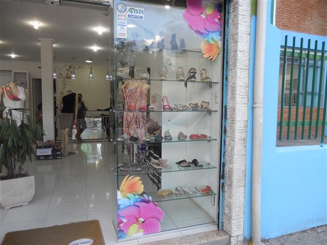 CALÇADOS E ROUPAS EM MAGE - FOUR KIDS