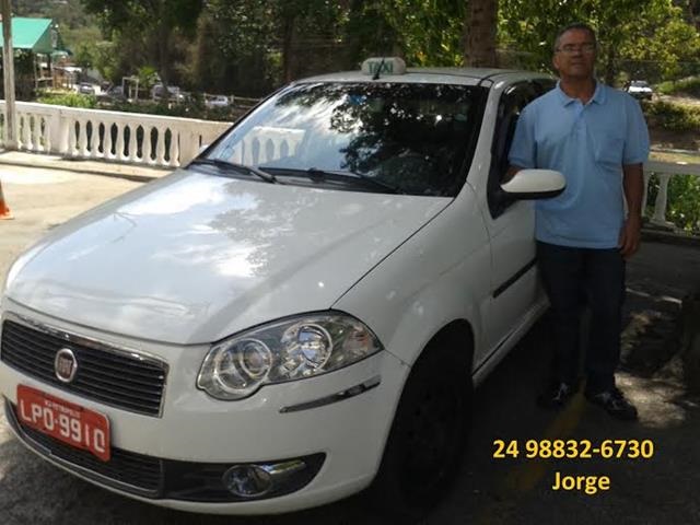 TAXI EM CORREAS PETROPOLIS