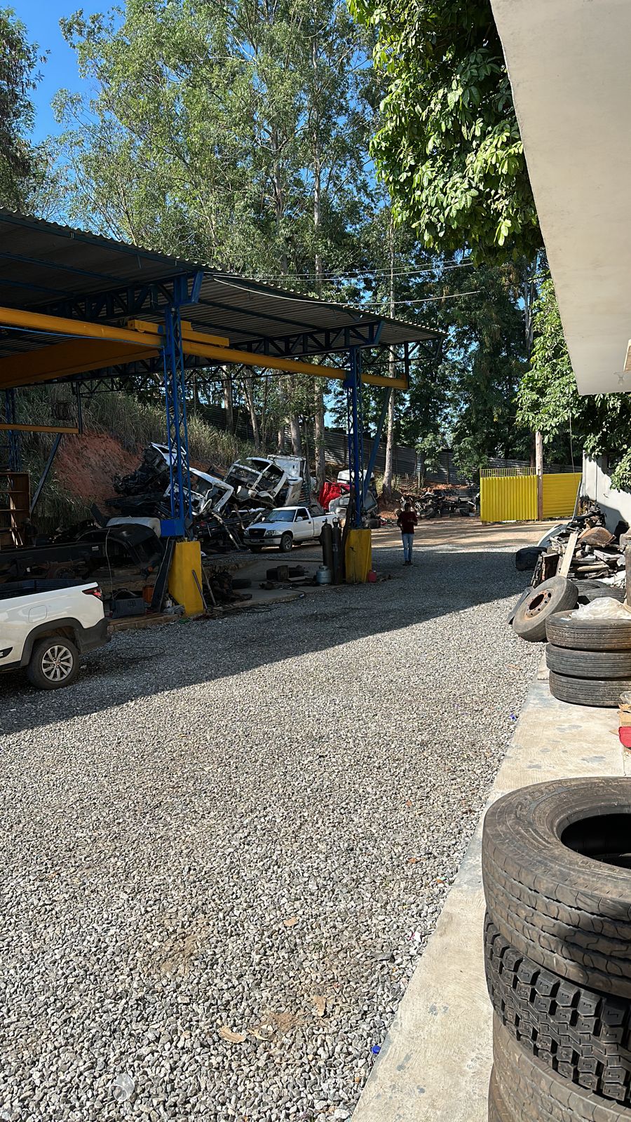 FERRO VELHO PARA ONIBUS E CAMINHÕES EM CACHOEIRO DE ITAPEMIRIM - ES