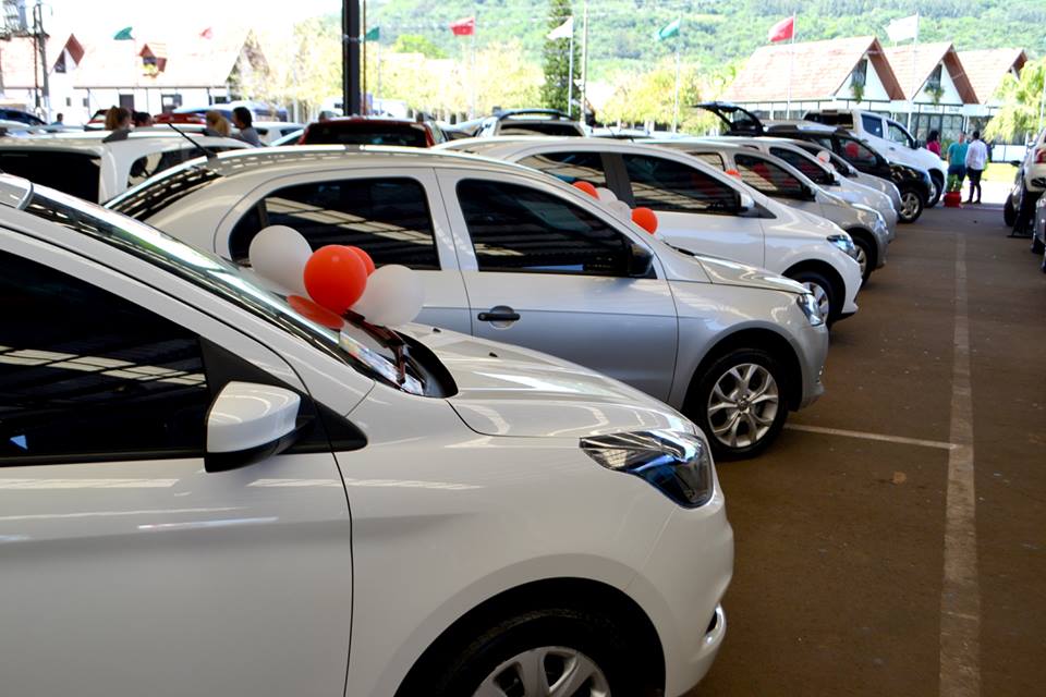 AGÊNCIA DE VEÍCULOS EM GUAPIMIRIM - WhatsApp Online - RJ