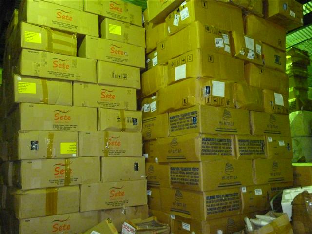 AVIAMENTOS E EMBALAGENS PARA CONFECÇÃO EM PETROPOLIS - BAZAR INFOPLAST - RJ