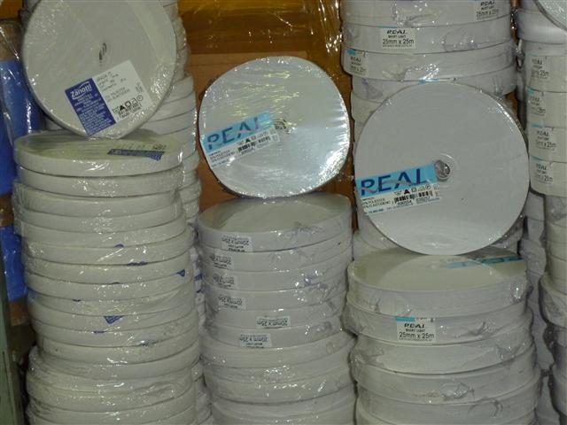 AVIAMENTOS E EMBALAGENS PARA CONFECÇÃO EM PETROPOLIS - BAZAR INFOPLAST - RJ