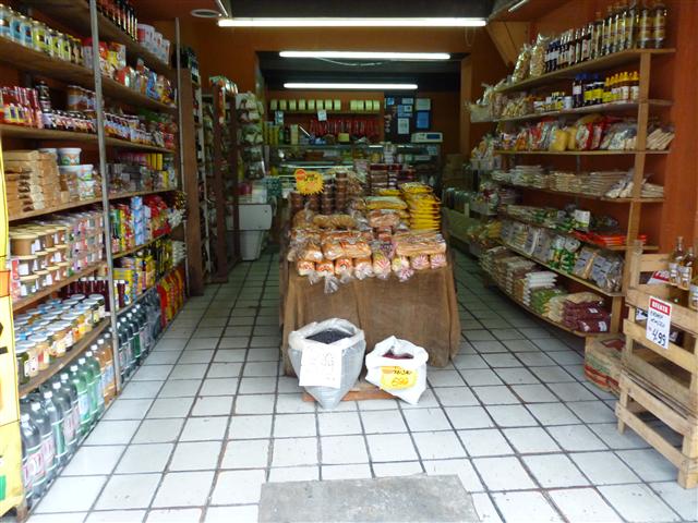 PRODUTOS MINEIROS NO ALTO DA SERRA EM PETROPOLIS - PURO DE MINAS - RJ