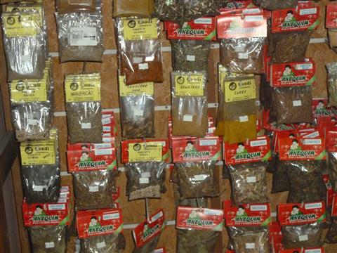 PRODUTOS MINEIROS NO ALTO DA SERRA EM PETROPOLIS - PURO DE MINAS - RJ