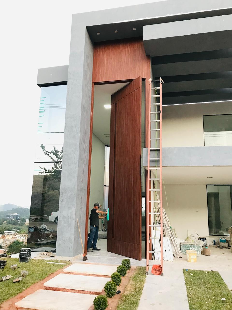 PORTAS EM ACM EM CAMPO GRANDE - ES