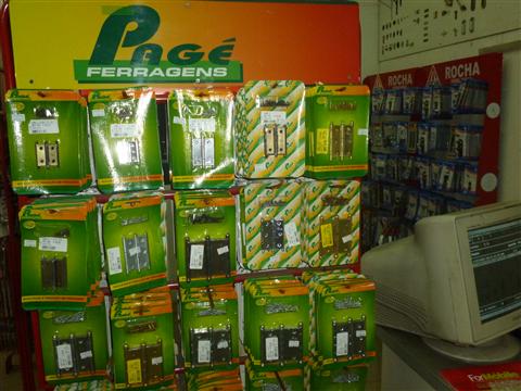 FERRAGENS PARA RESIDENCIAS E MARCENARIAS EM PETROPOLIS - KAUSBEN - RJ