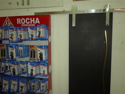 FERRAGENS PARA RESIDENCIAS E MARCENARIAS EM PETROPOLIS - KAUSBEN - RJ