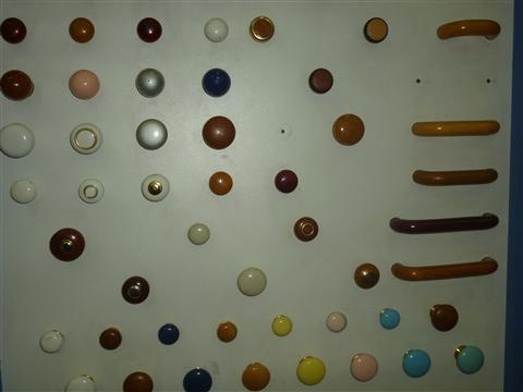 FERRAGENS PARA RESIDENCIAS E MARCENARIAS EM PETROPOLIS - KAUSBEN - RJ