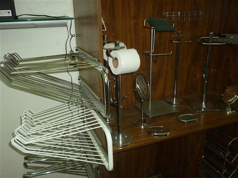 FERRAGENS PARA RESIDENCIAS E MARCENARIAS EM PETROPOLIS - KAUSBEN - RJ