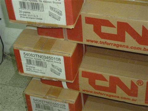 FERRAGENS PARA RESIDENCIAS E MARCENARIAS EM PETROPOLIS - KAUSBEN - RJ