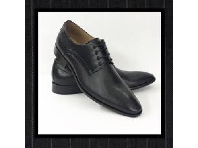 VENDA DE BOLSAS, CALÇADOS E ACESSÓRIOS NO MORUMBI EM SÃO PAULO