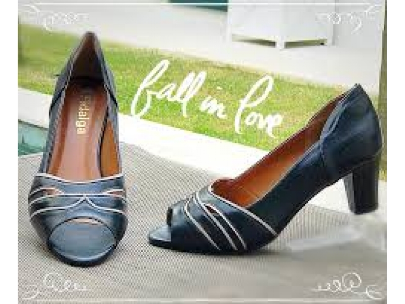 VENDA DE BOLSAS, CALÇADOS E ACESSÓRIOS NO MORUMBI EM SÃO PAULO