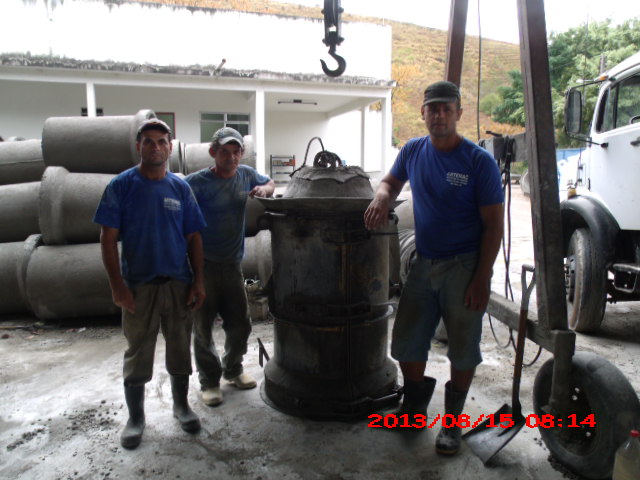 MANILHA DE CONCRETO EM SAO FIDELIS - ARTEMAC