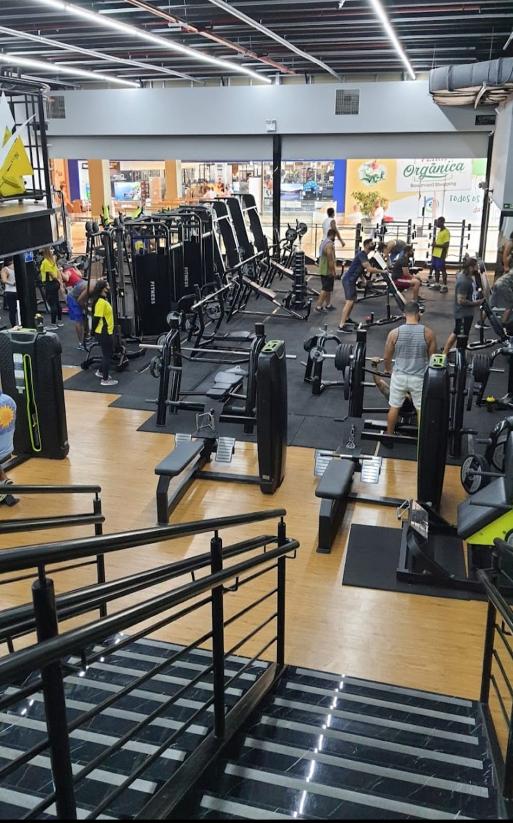 ACADEMIA BOULEVARD SHOPPING  - ES