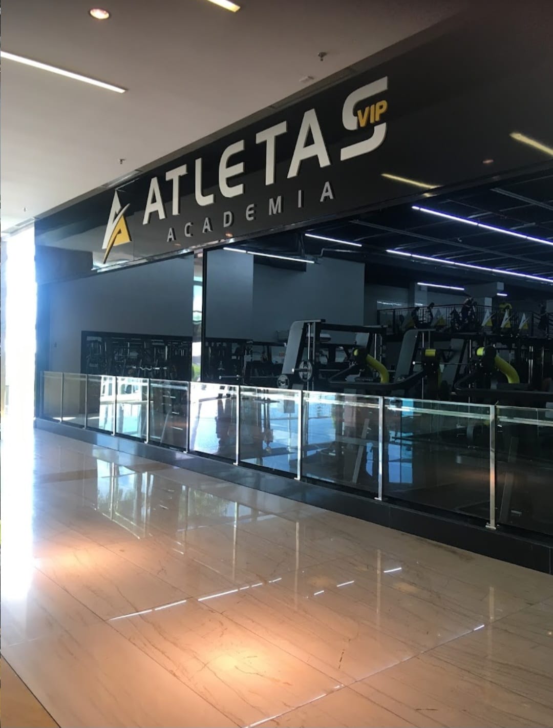 ACADEMIA BOULEVARD SHOPPING  - ES