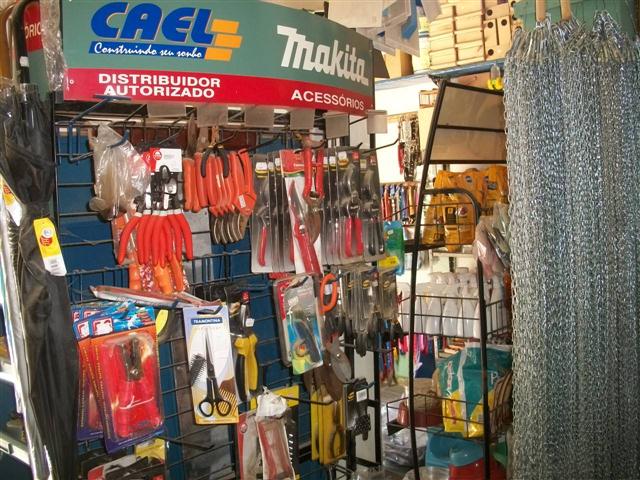 CASA DE RAÇÕES EM SÃO JOSE DO VALE DO RIO PRETO - NO RAMO - RJ